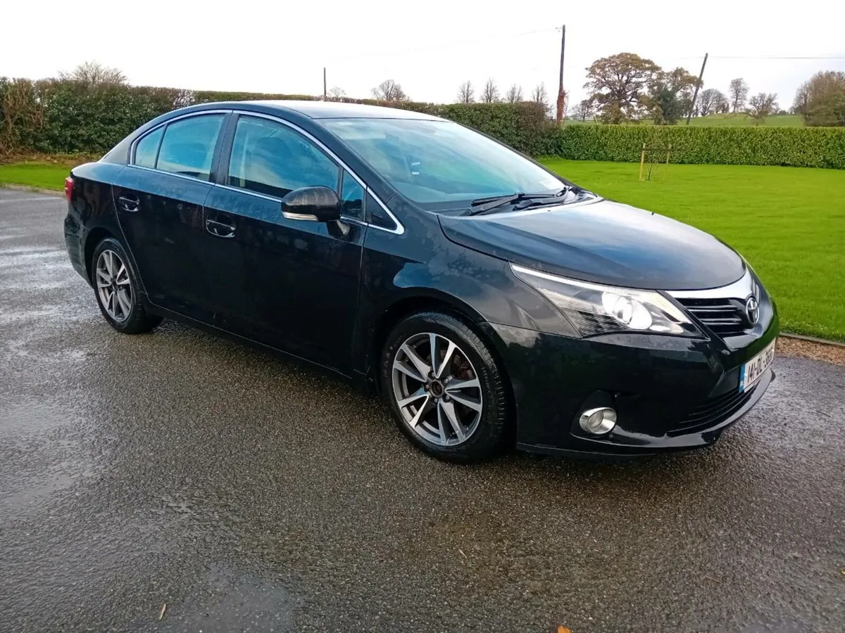 2014 Toyota Avensis Diesel - Image 1