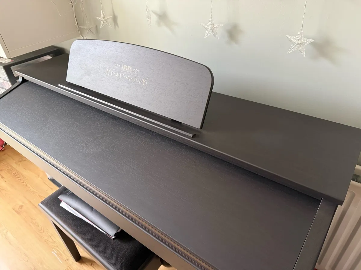Hemingway DP-501 MKII Electric Piano And Stool - Image 4