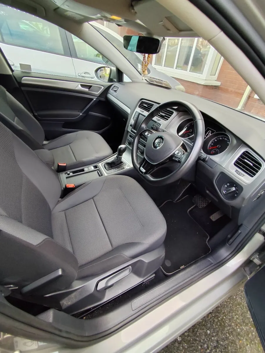 Volkswagen Golf 2017 - Image 3