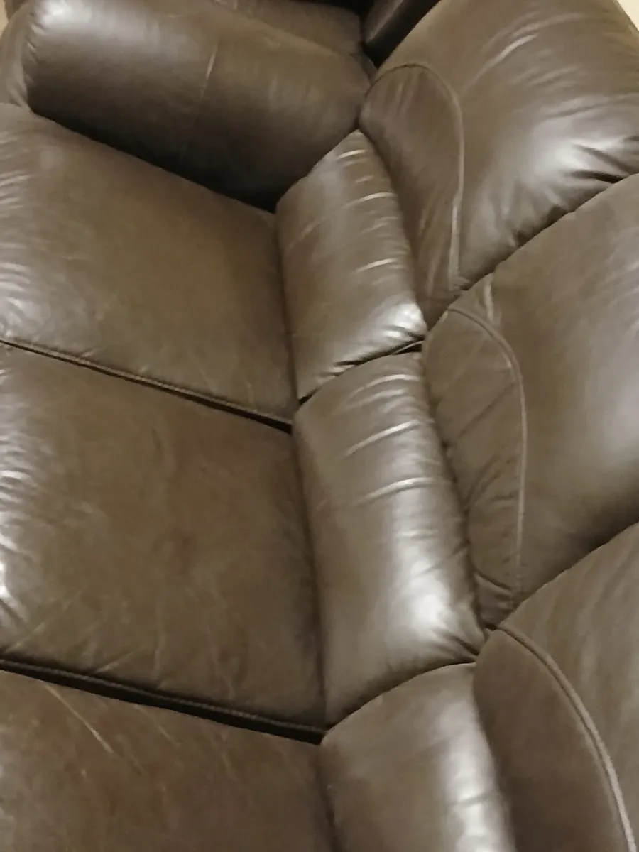 3 seater leather couch 'dark brown' - Image 2