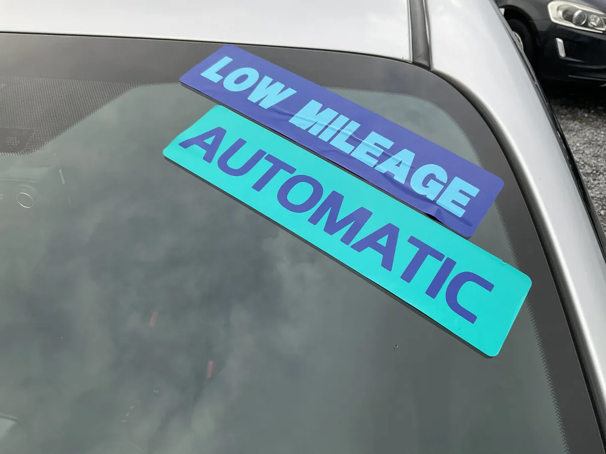 TOYOTA VITZ 1.5 PETROL HYBRID AUTOMATIC LOW KMS - Image 4