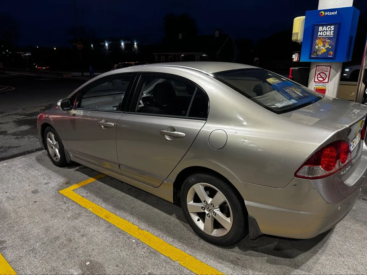 Honda Civic 2006 - Image 4