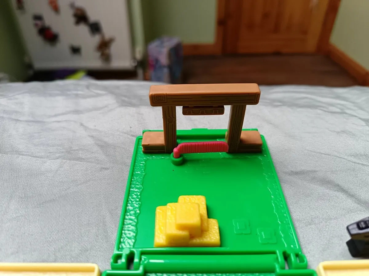 My Mini Mixieq's ranch play set - Image 4