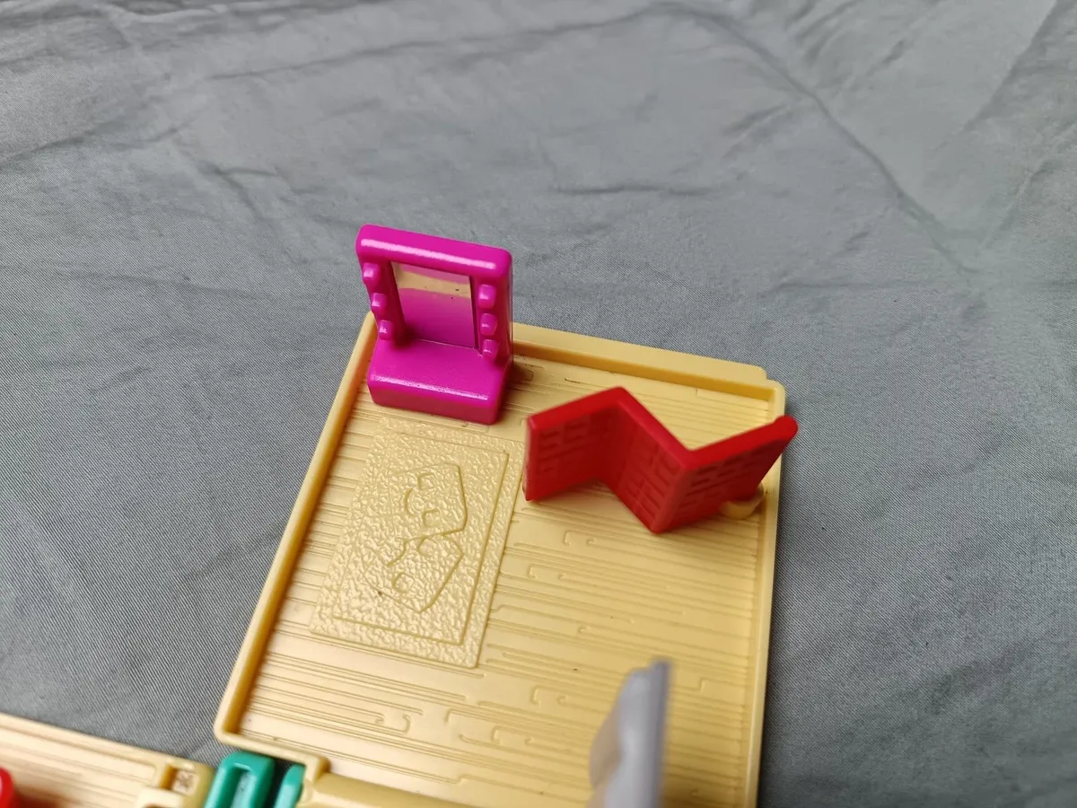 My Mini Mixieq's theatre play set - Image 3