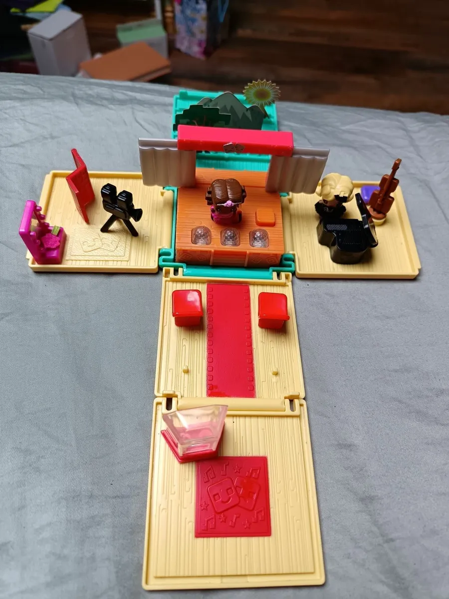 My Mini Mixieq's theatre play set - Image 1