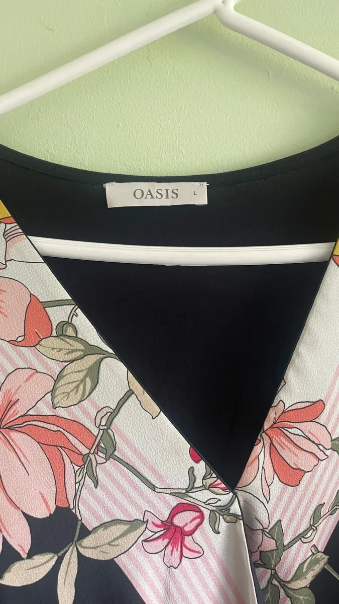 Women’s top - Image 2