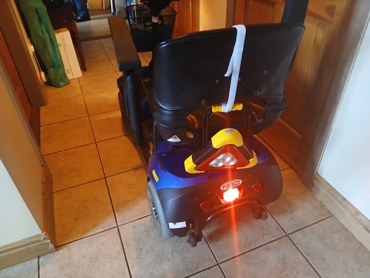 Mobility scooter - Image 2