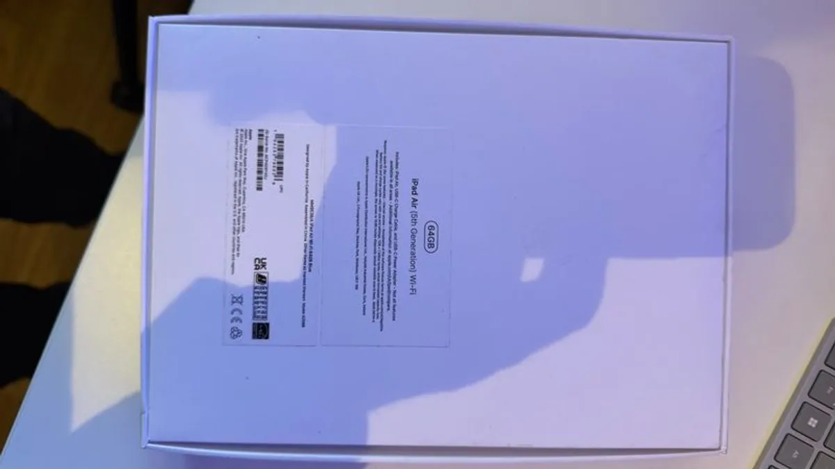 Ipad Air 5th generation - Image 2