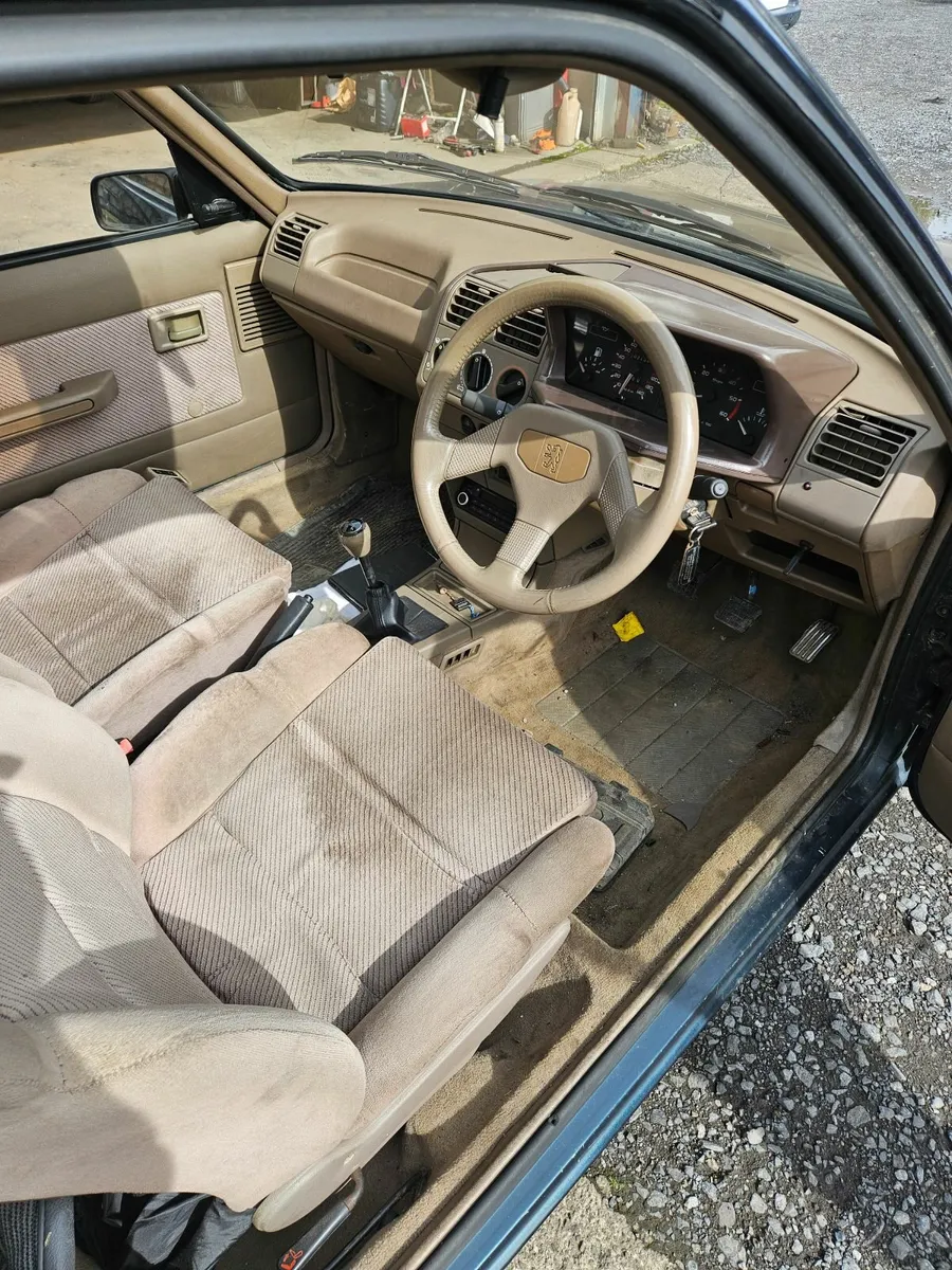 2 Peugeot 205  stdt turbo - Image 1