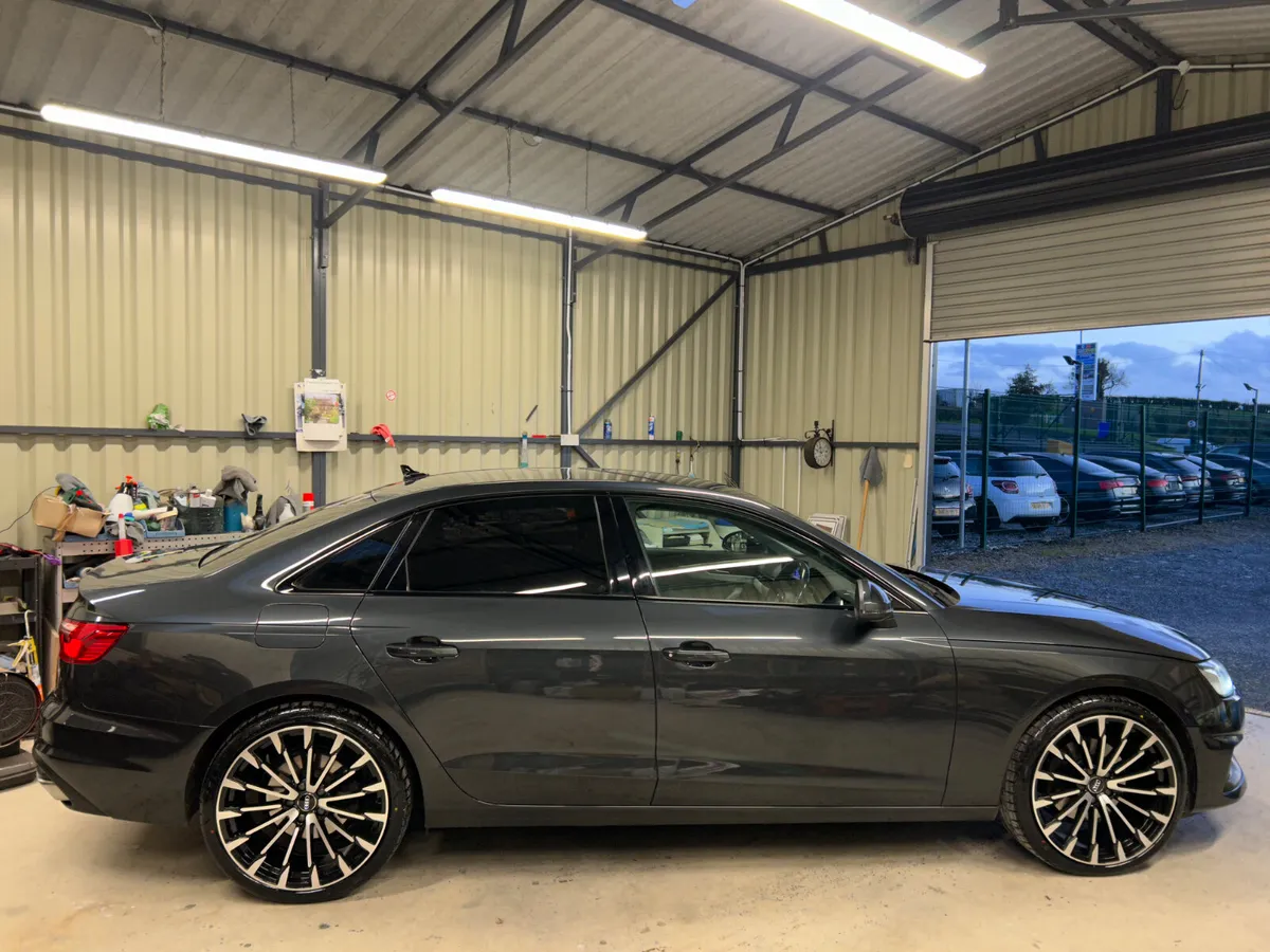 212 AUDI A4 2.0D 35 TECHNIC MHEV AUTO - Image 3