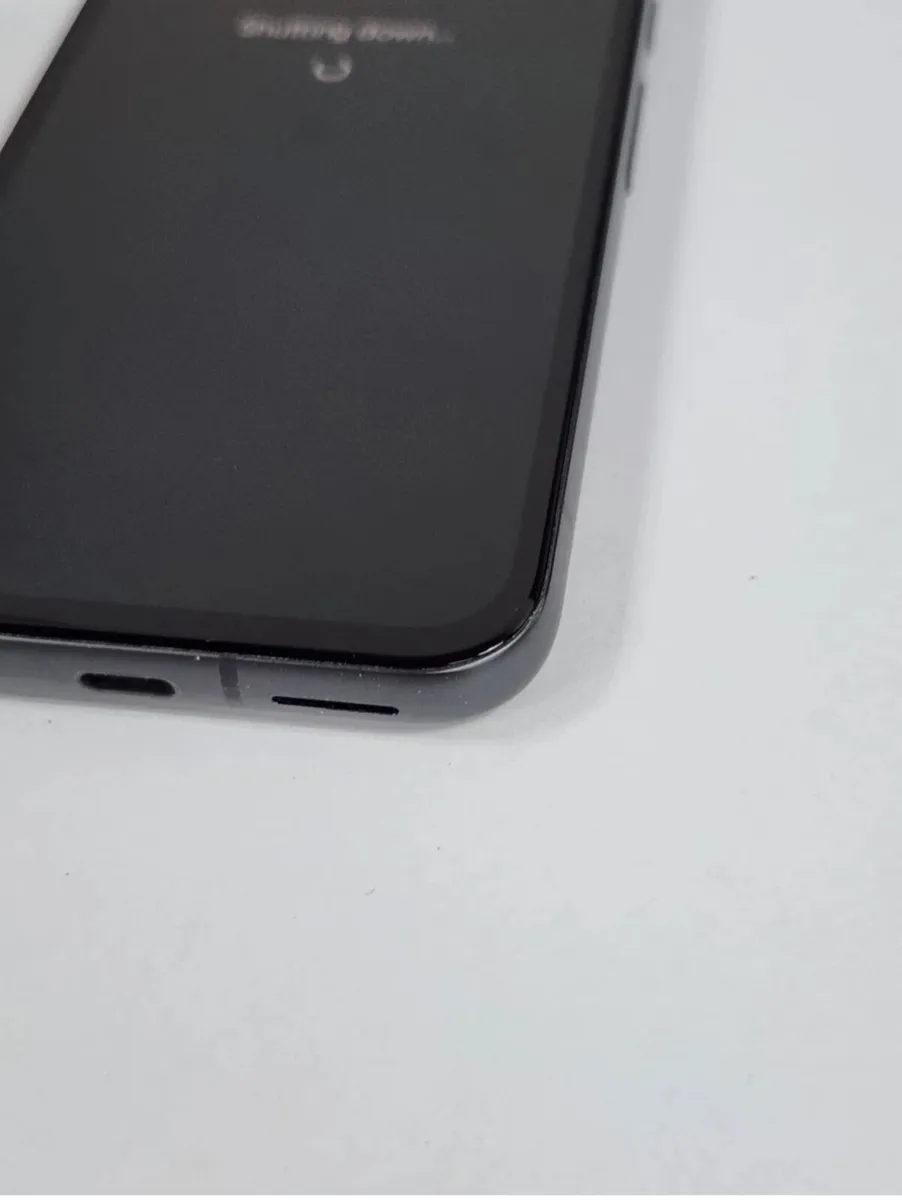 Google Pixel 8a 256GB - Image 4