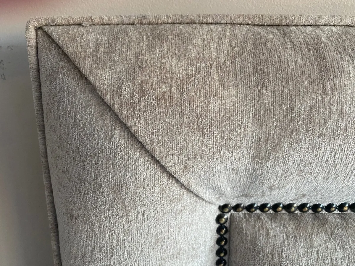 Headboard - Image 1