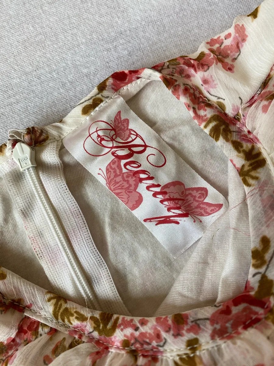 Girl’s Brand New Cream Flowers Print Dress - Image 1