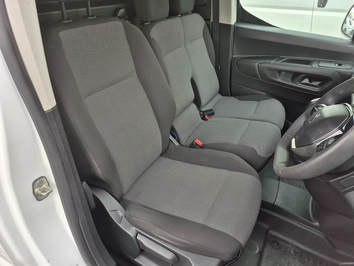 PEUGEOT PARTNER PRO + INCLUDES VAT - Image 4
