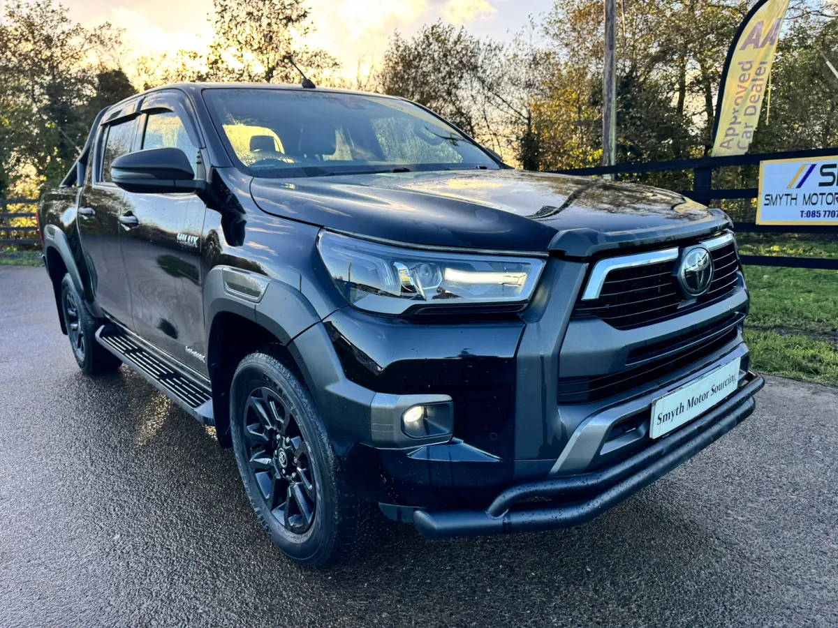 212 Toyota Hilux Invincible X Auto***** - Image 3