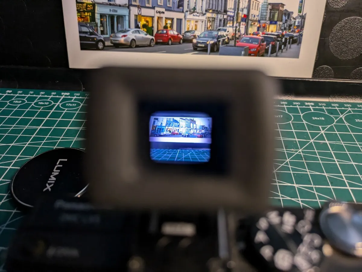Panasonic LVF-1 viewfinder for Lumix LX5, GF1, GF2 - Image 1