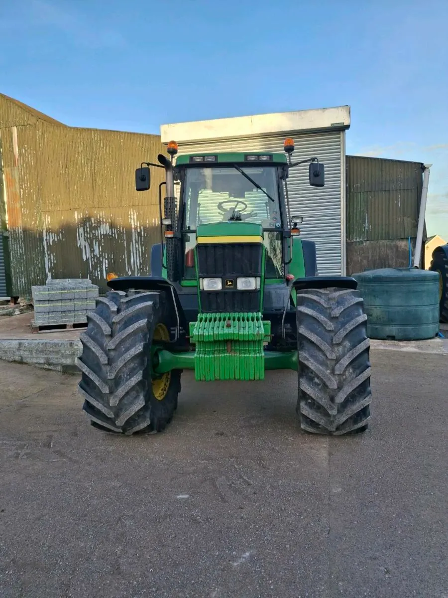 John Deere 7810 - Image 3