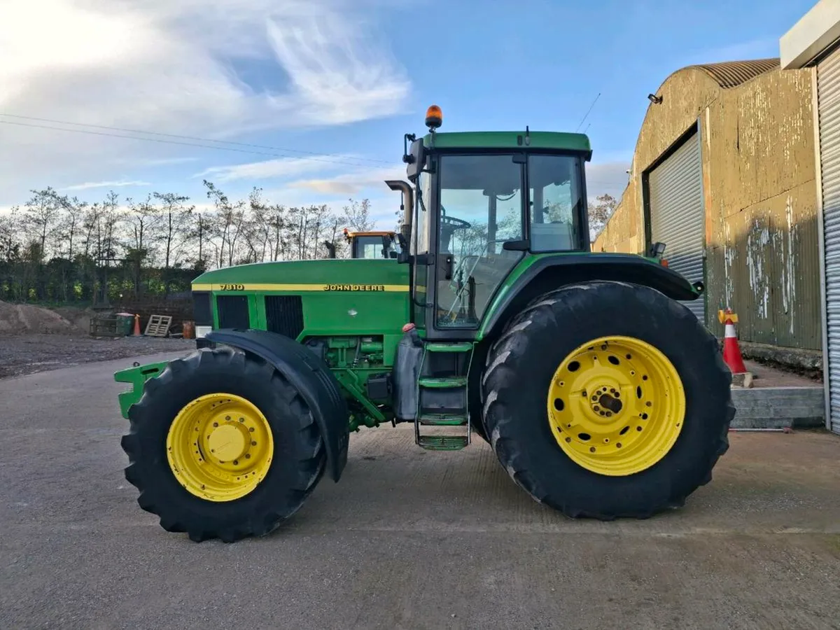 John Deere 7810 - Image 4