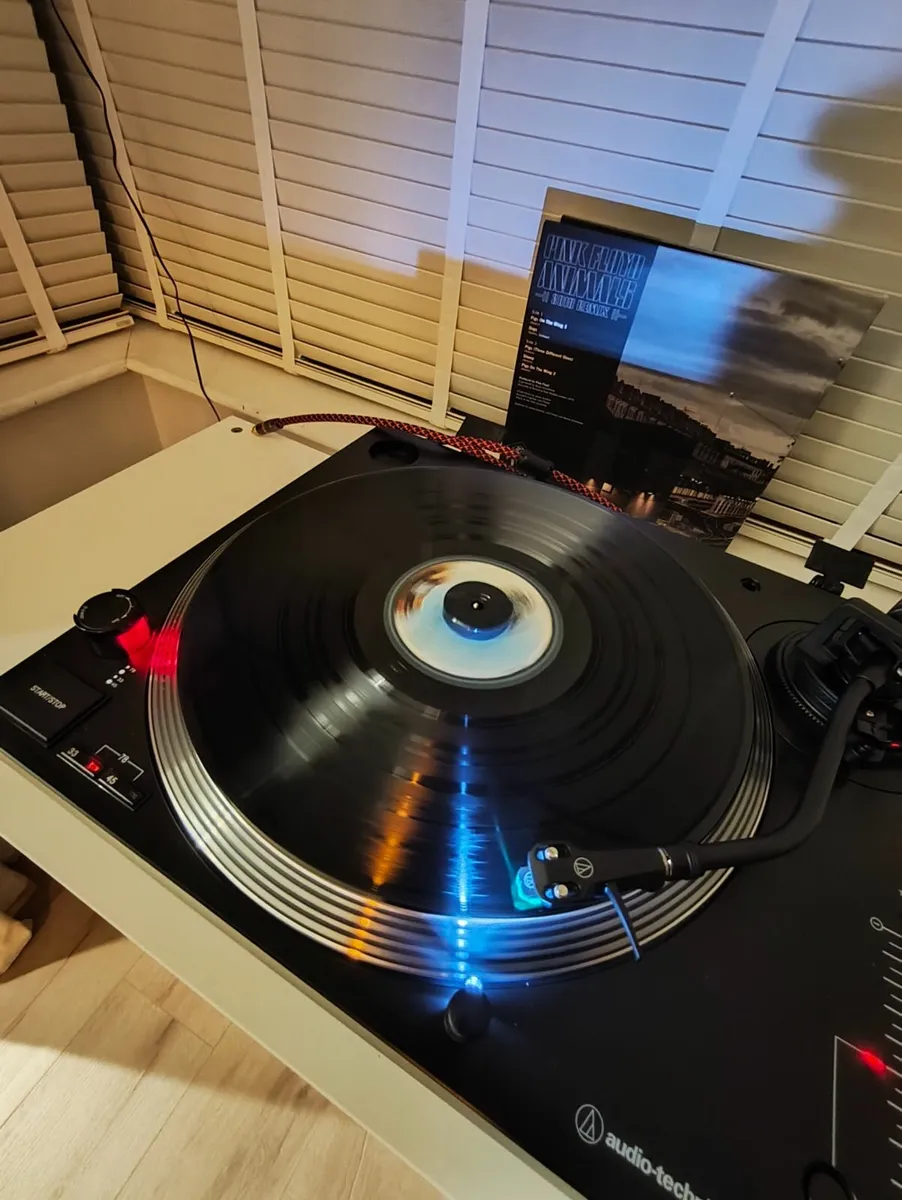 Audio technica AT~LP 120X USB record player - Image 2