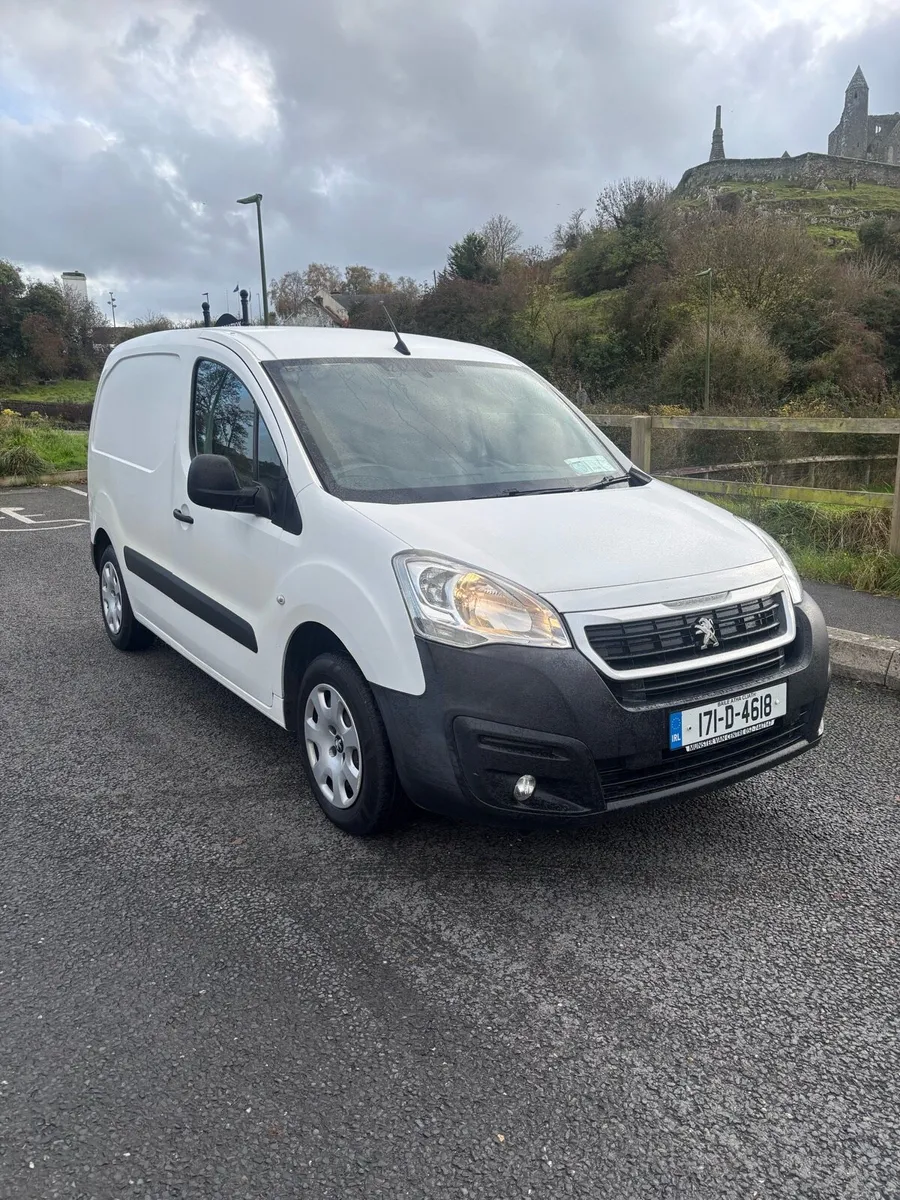 2017 Peugeot Partner - Image 1
