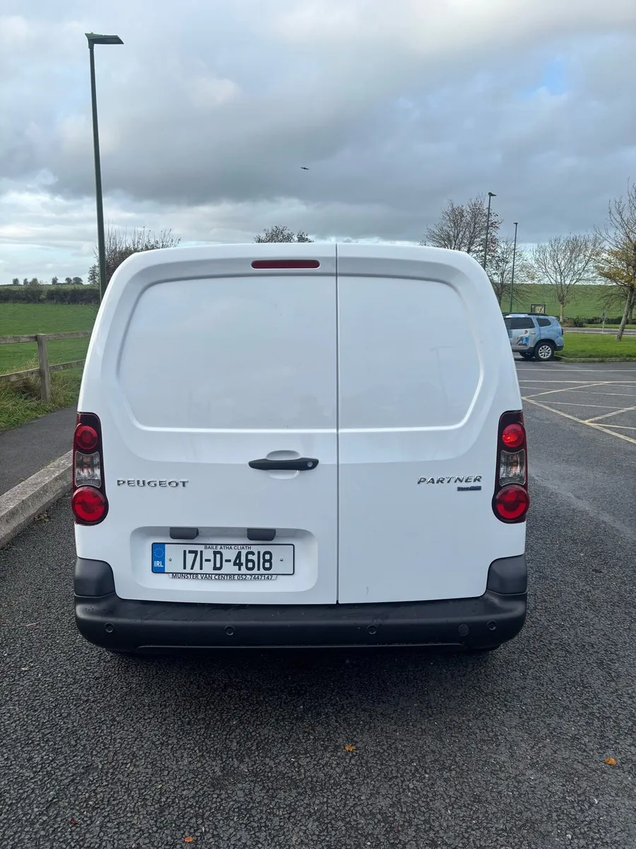 2017 Peugeot Partner - Image 4