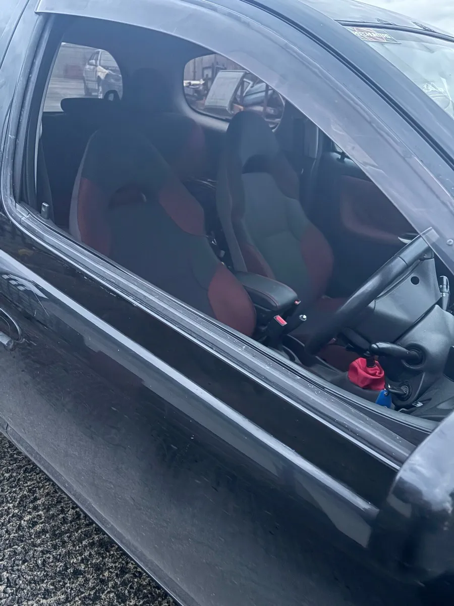 Toyota Yaris - Image 2