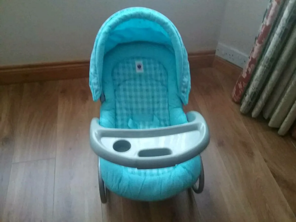 Babys Bouncer - Image 1