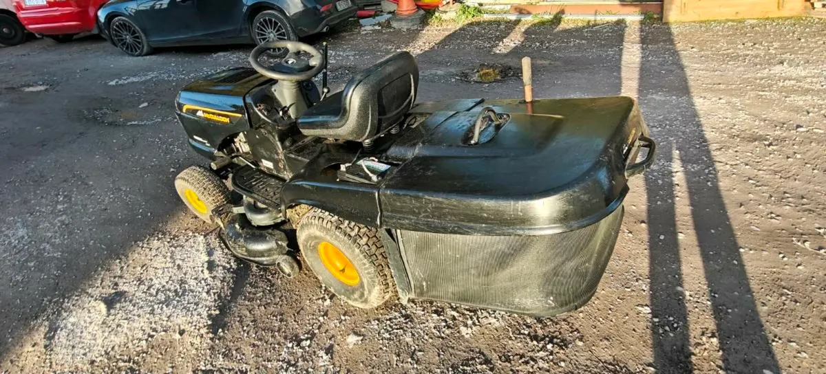 Mcculloch ride on mower - Image 2