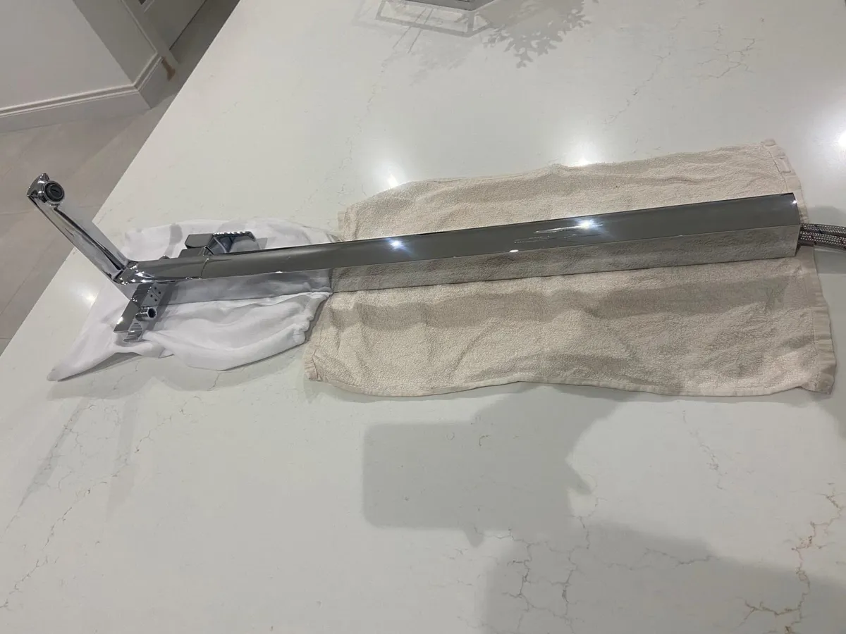 Free standing bath - Image 2