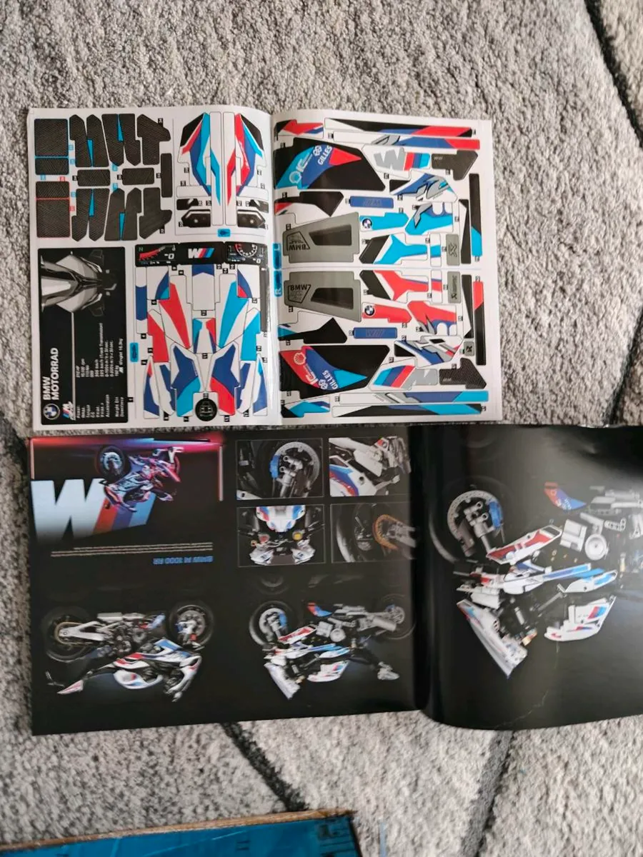 Lego BMW M1000rr - Image 4