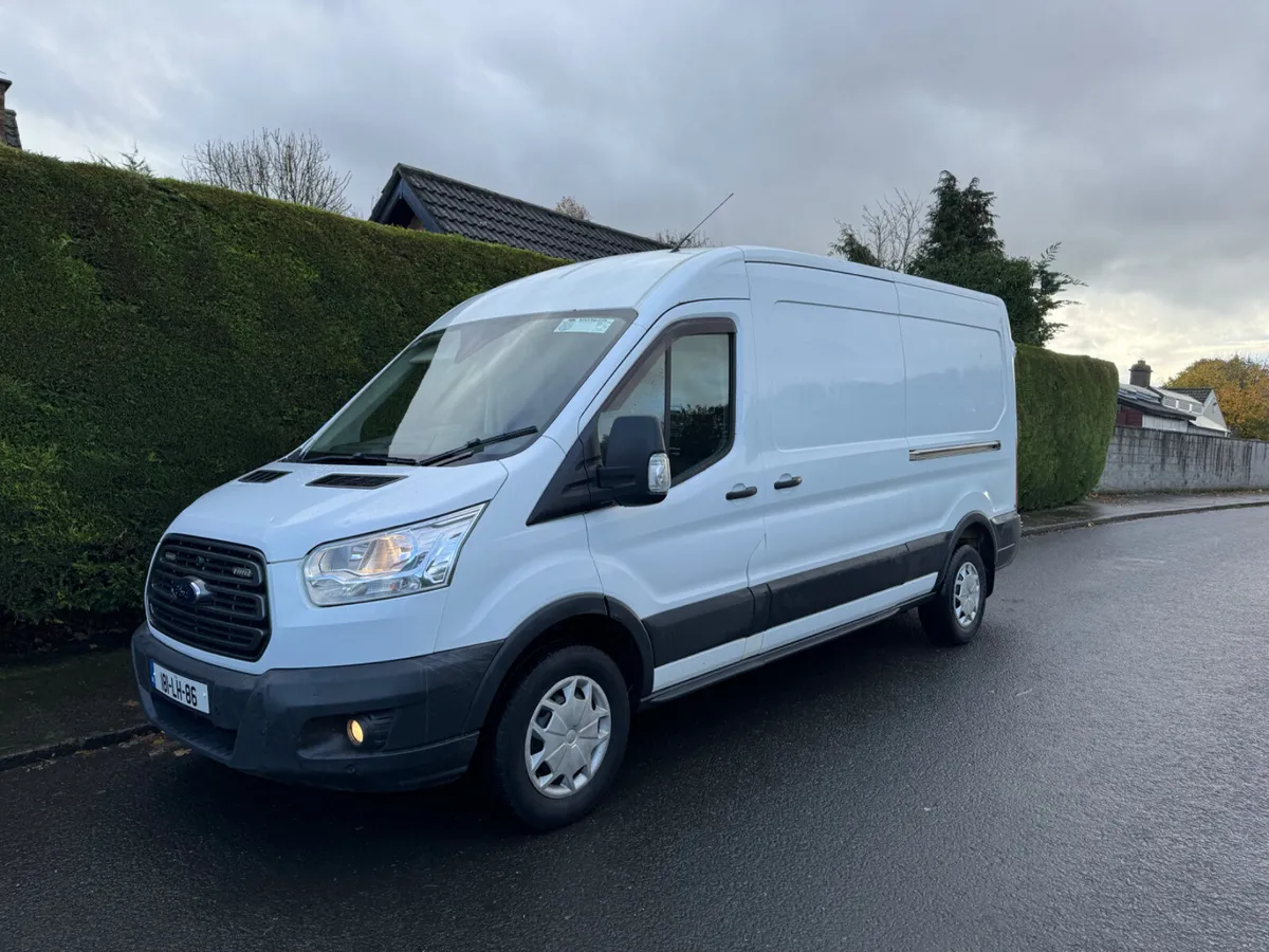 Ford Transit TREND MODEL - Image 4