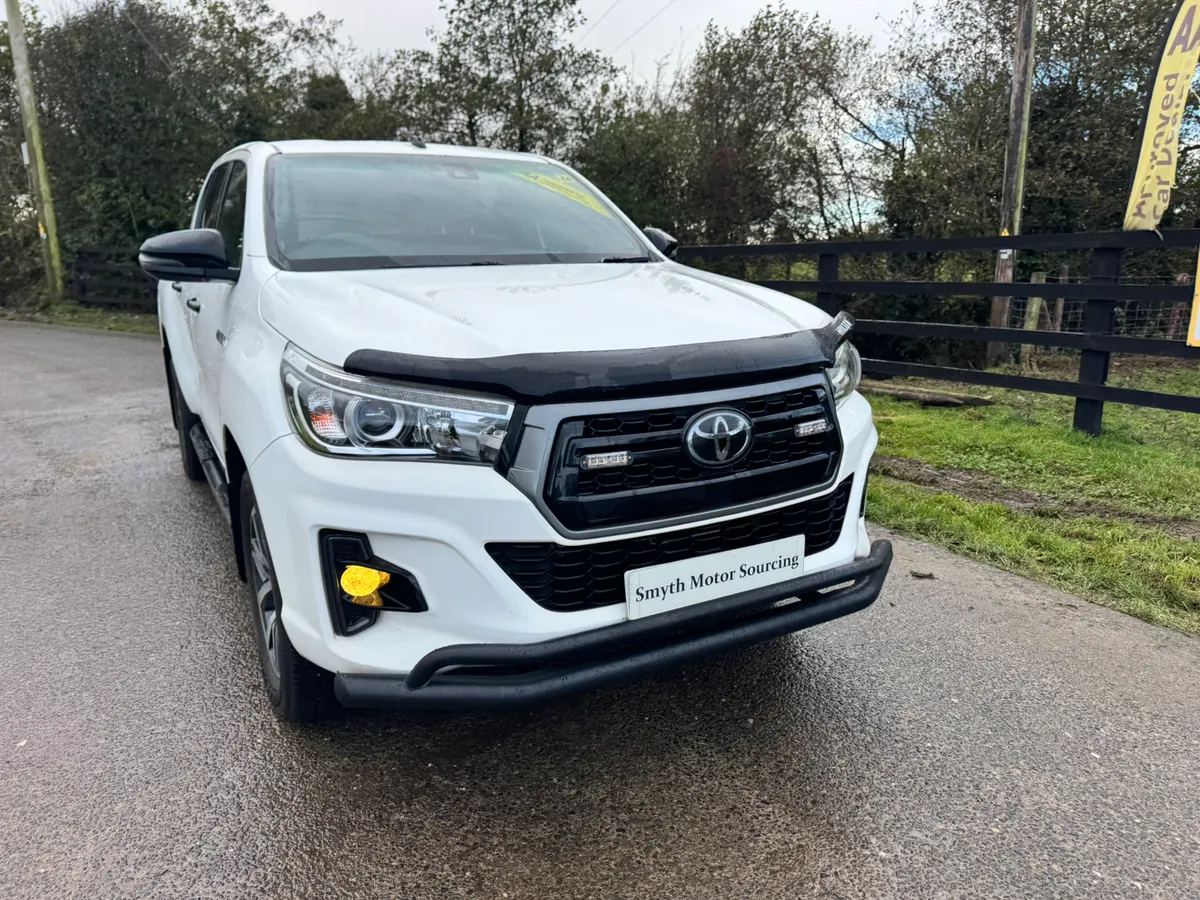 201 Toyota Hilux Invincible X Manual***** - Image 4