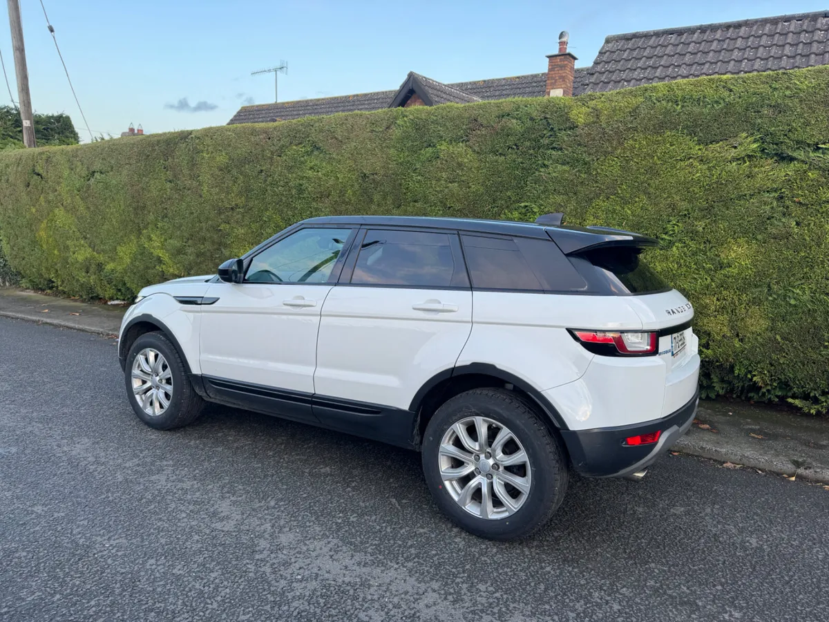 Range rover evoque NCT 1/28 - Image 2