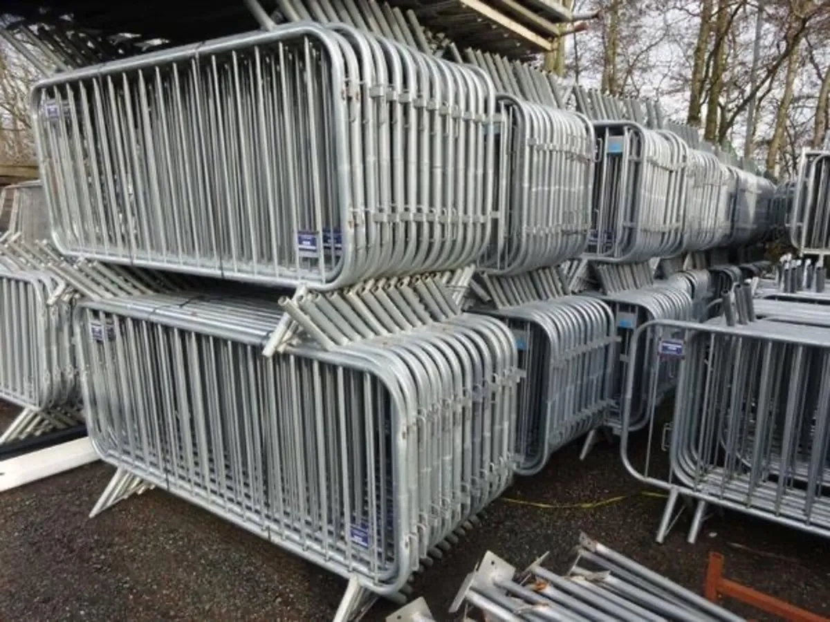 Pedestrian Barrier - Temporary Fence - Crowd