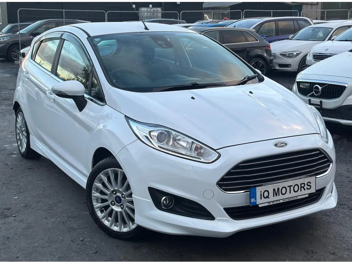 Ford Fiesta EcoBoost 1.0L Automatic Petrol Low Mil - Image 1
