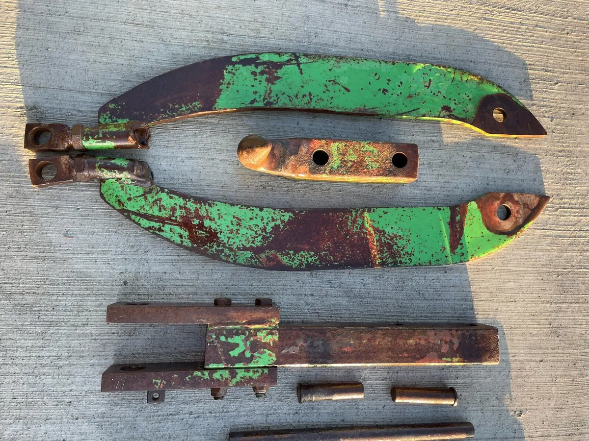 John Deere 3650 hitch - Image 3