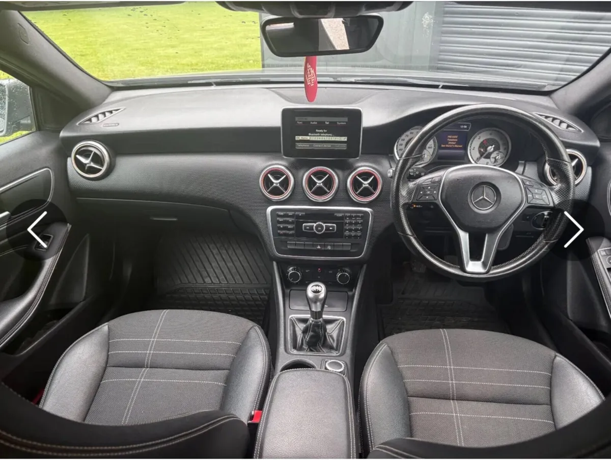 Mercedes-Benz A-Class 2015 - Image 2