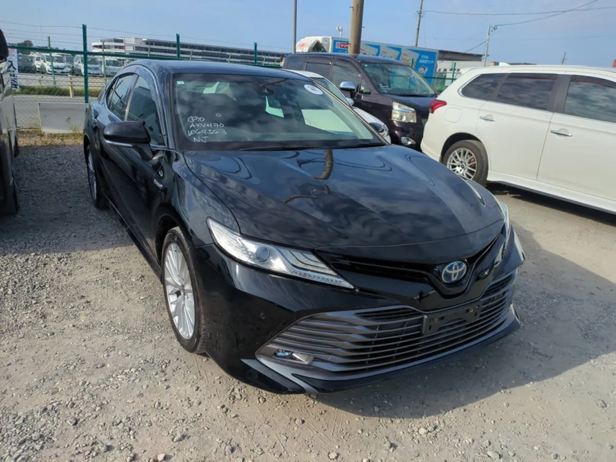 Toyota Camry /2020/2.5 PETROL HYBRID/COMING SOON!! - Image 2