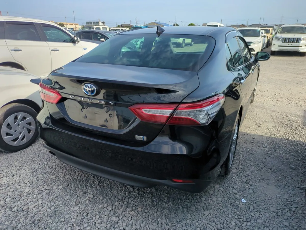 Toyota Camry /2020/2.5 PETROL HYBRID/COMING SOON!! - Image 4