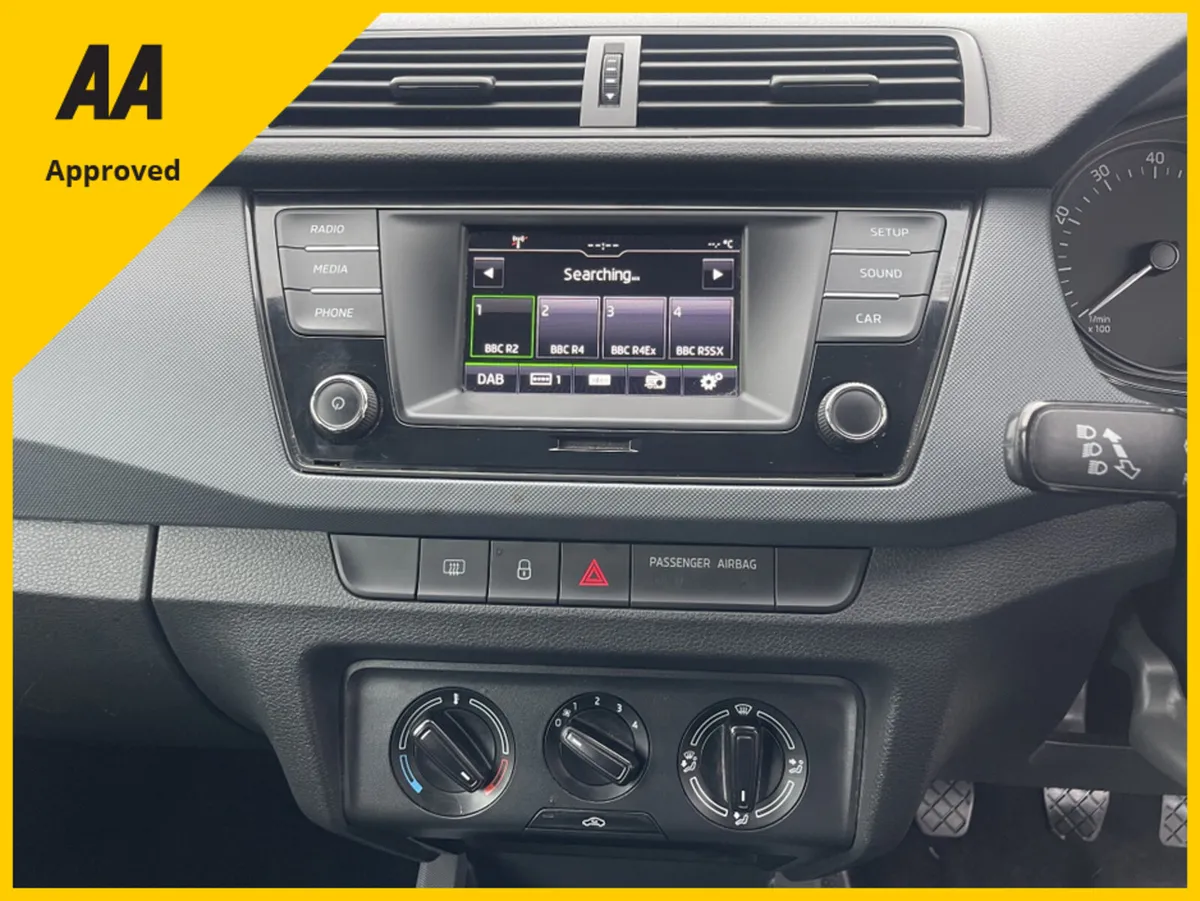 Skoda Fabia 1.0 S MPI FREE DELIVERY - Image 4