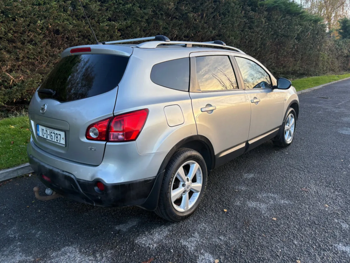 Nissan Qashqai 1.5 DSL + 2 C PACK 5DR - Image 3