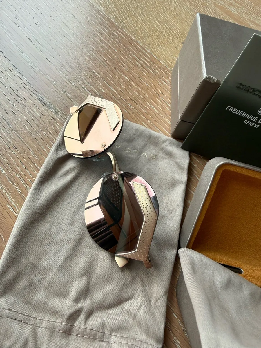Sunglasses Bvlgari - Image 1
