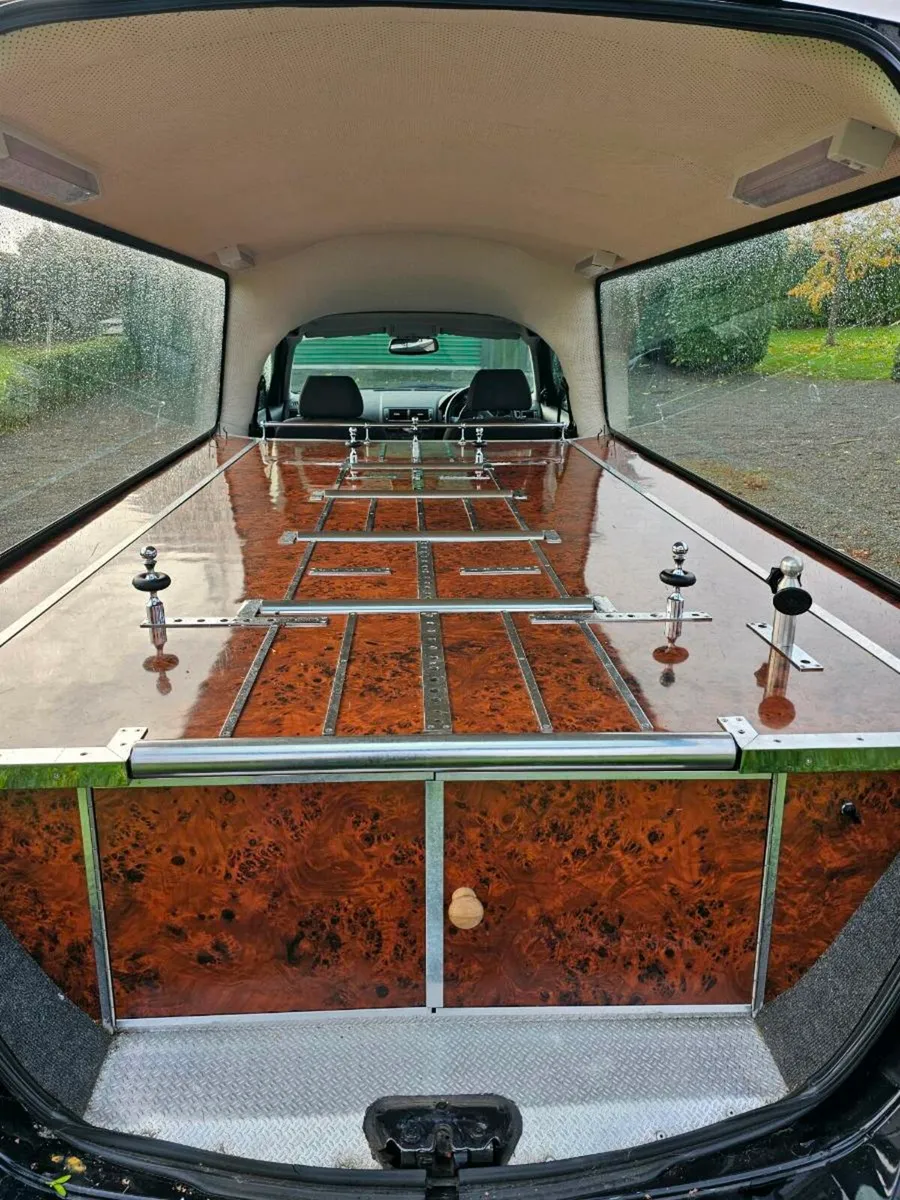 Hearse - Image 3