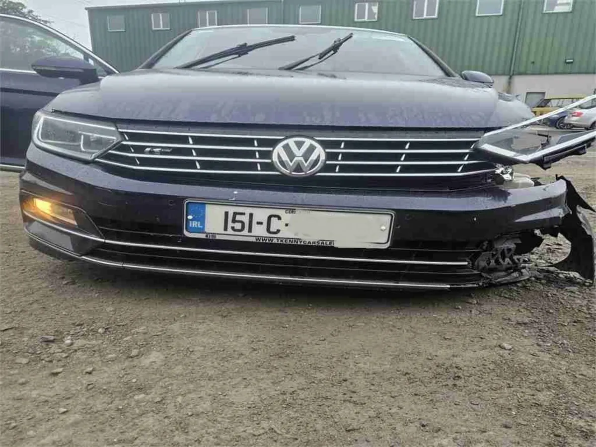 2015 volkswagen passat parts wanted - Image 1