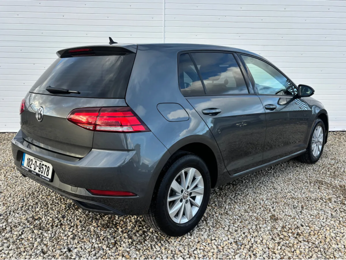Volkswagen Golf TRENDLINE 1.0 TSI MANUAL 6SPEED FW - Image 3