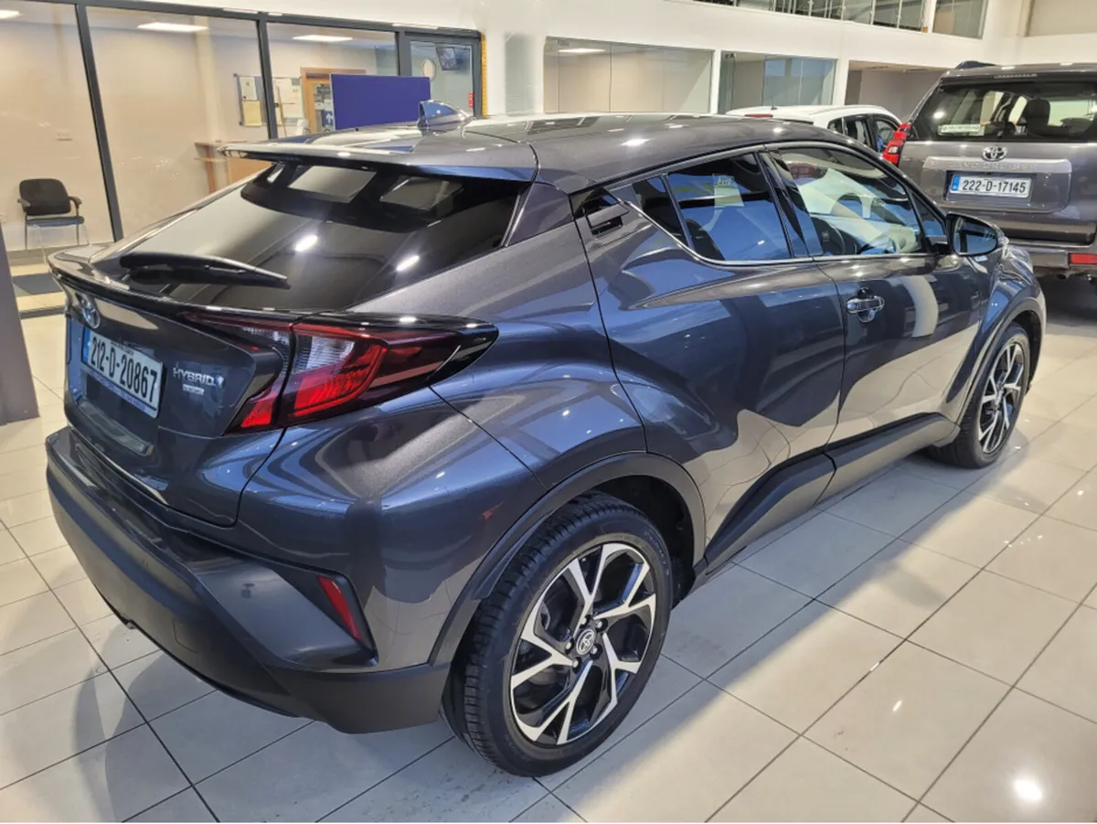 Toyota C-HR 1.8 HYBRID  SPORT AUTO - Image 4