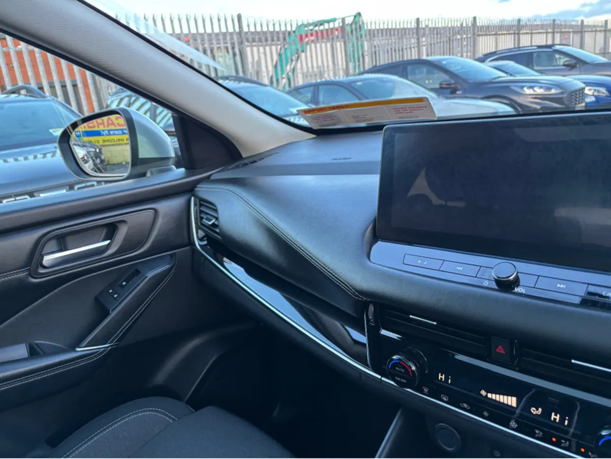 Nissan Qashqai EPOWER SV PREMIUM GR R RR 4DR AUTO - Image 3