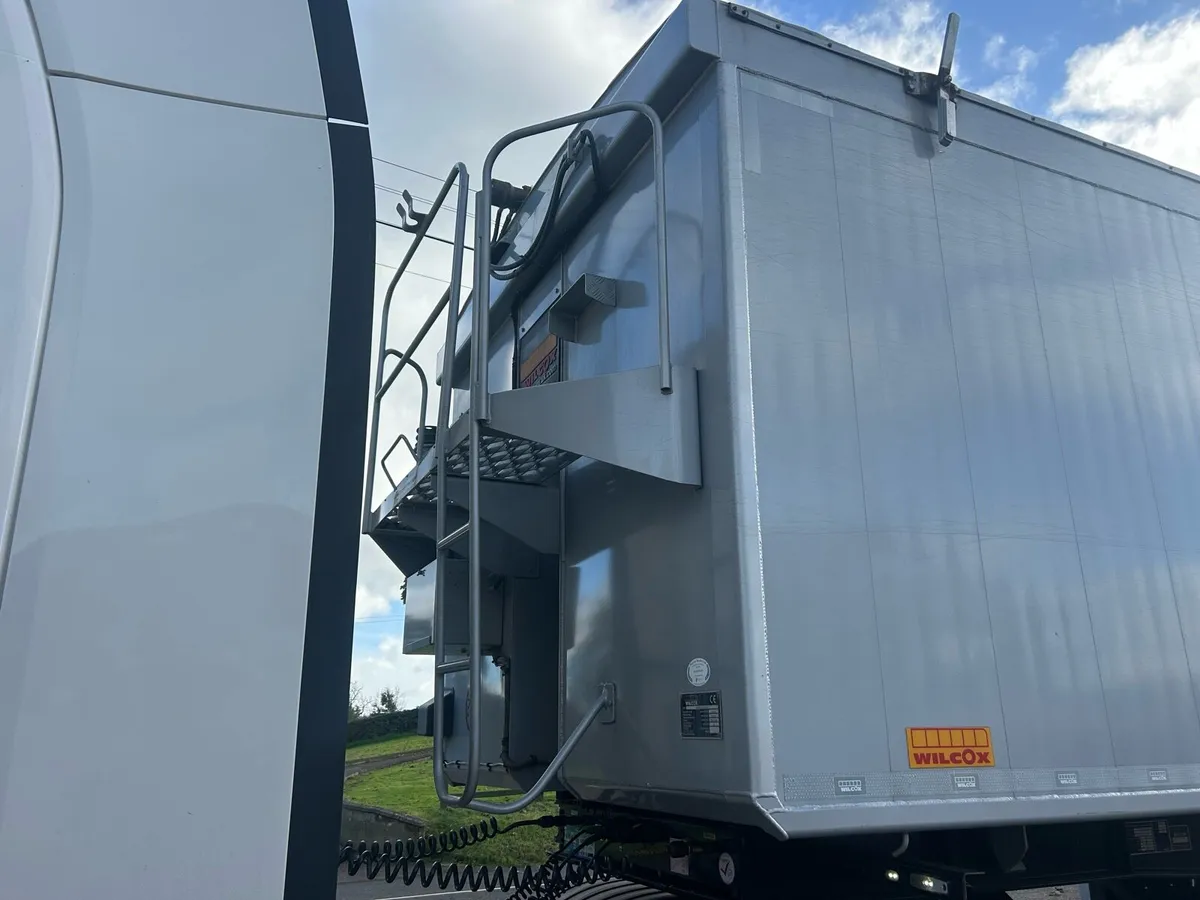 Tipping trailer - Image 4