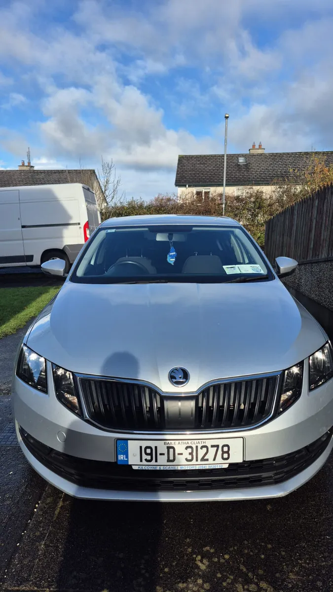 Skoda Octavia 2019 Octavia diesel 1.6 - Image 3