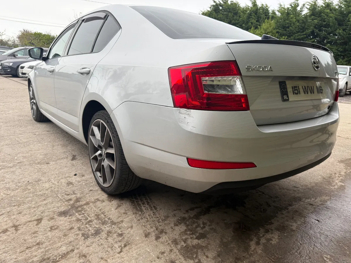 151 SKODA OCTAVIA 1.6TDI AUTOMATIC - Image 4